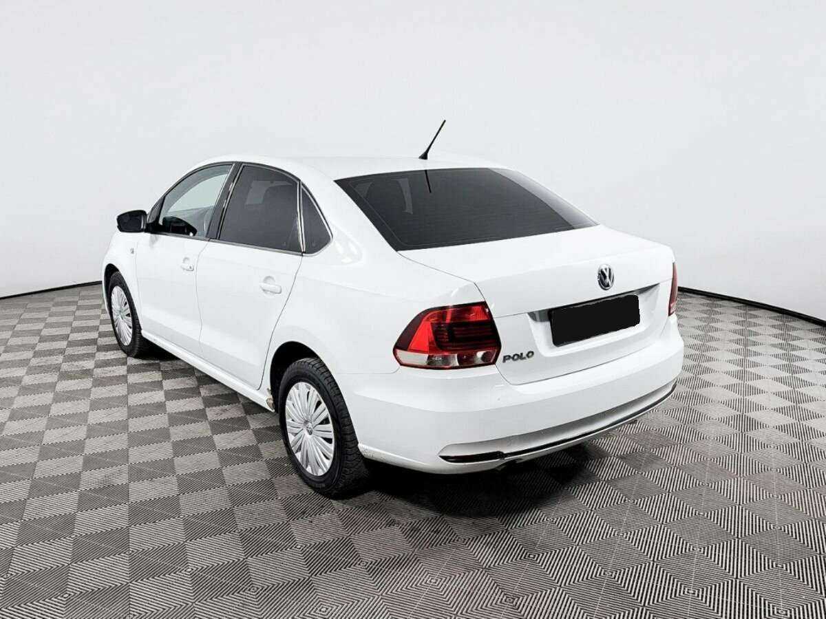 Volkswagen Polo, 2015 Фото №7