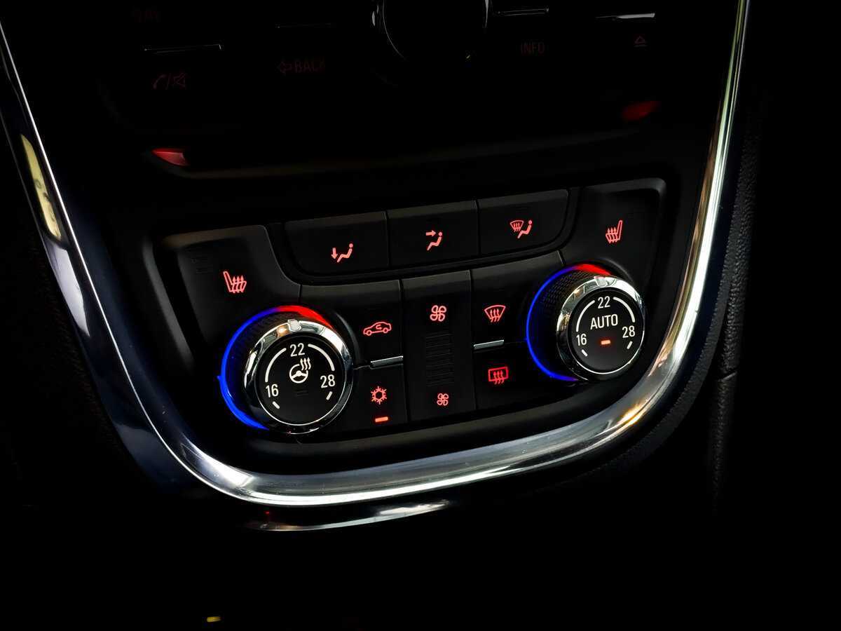 Opel Mokka, 2013 Фото №25