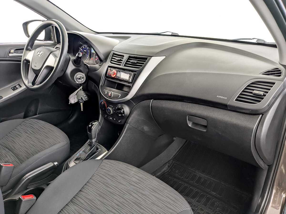 Hyundai Solaris, 2016 Фото №11