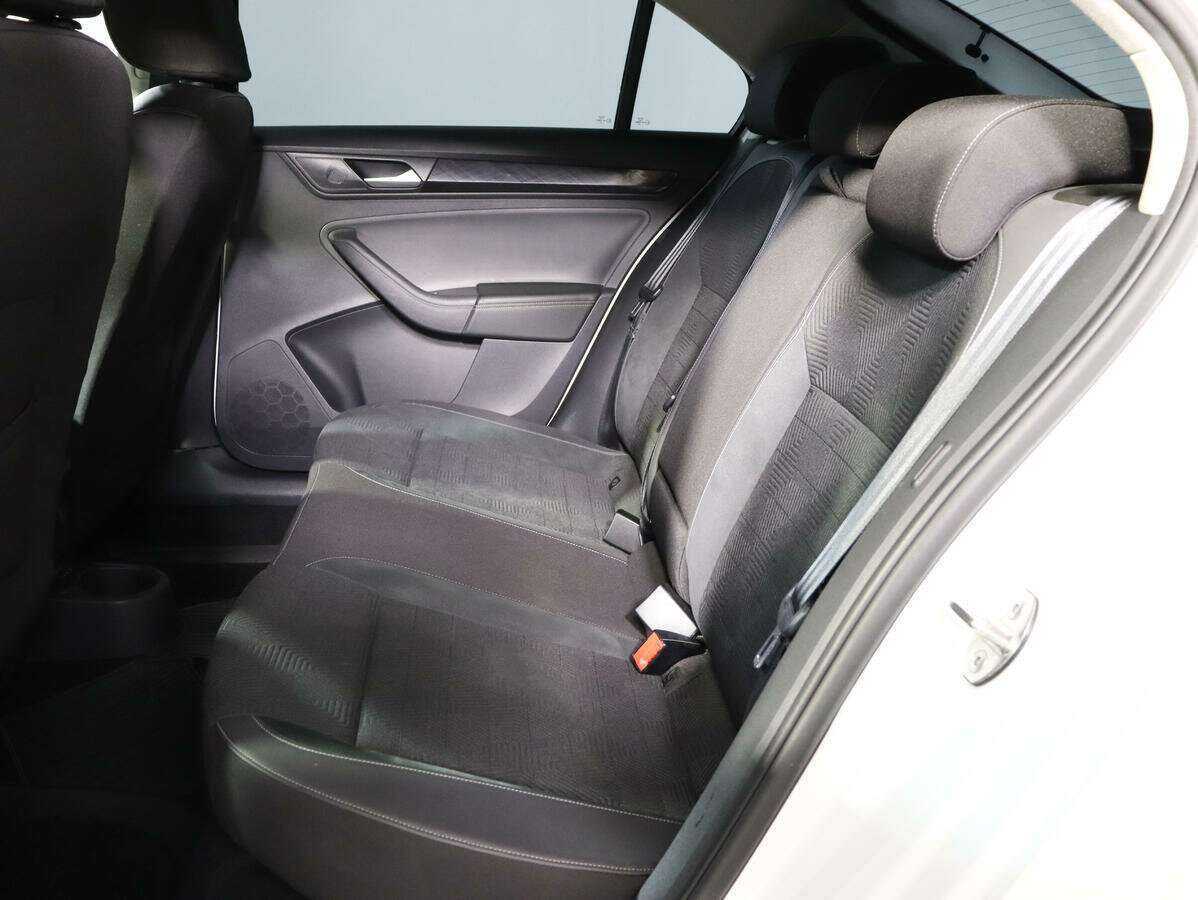 Volkswagen Polo, 2020 Фото №8