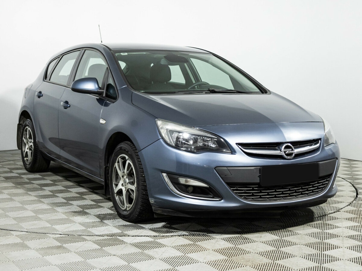 Opel Astra J Рестайлинг, 2013 Фото №3