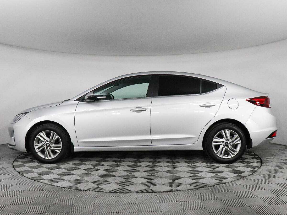 Hyundai Elantra, 2019 Фото №8