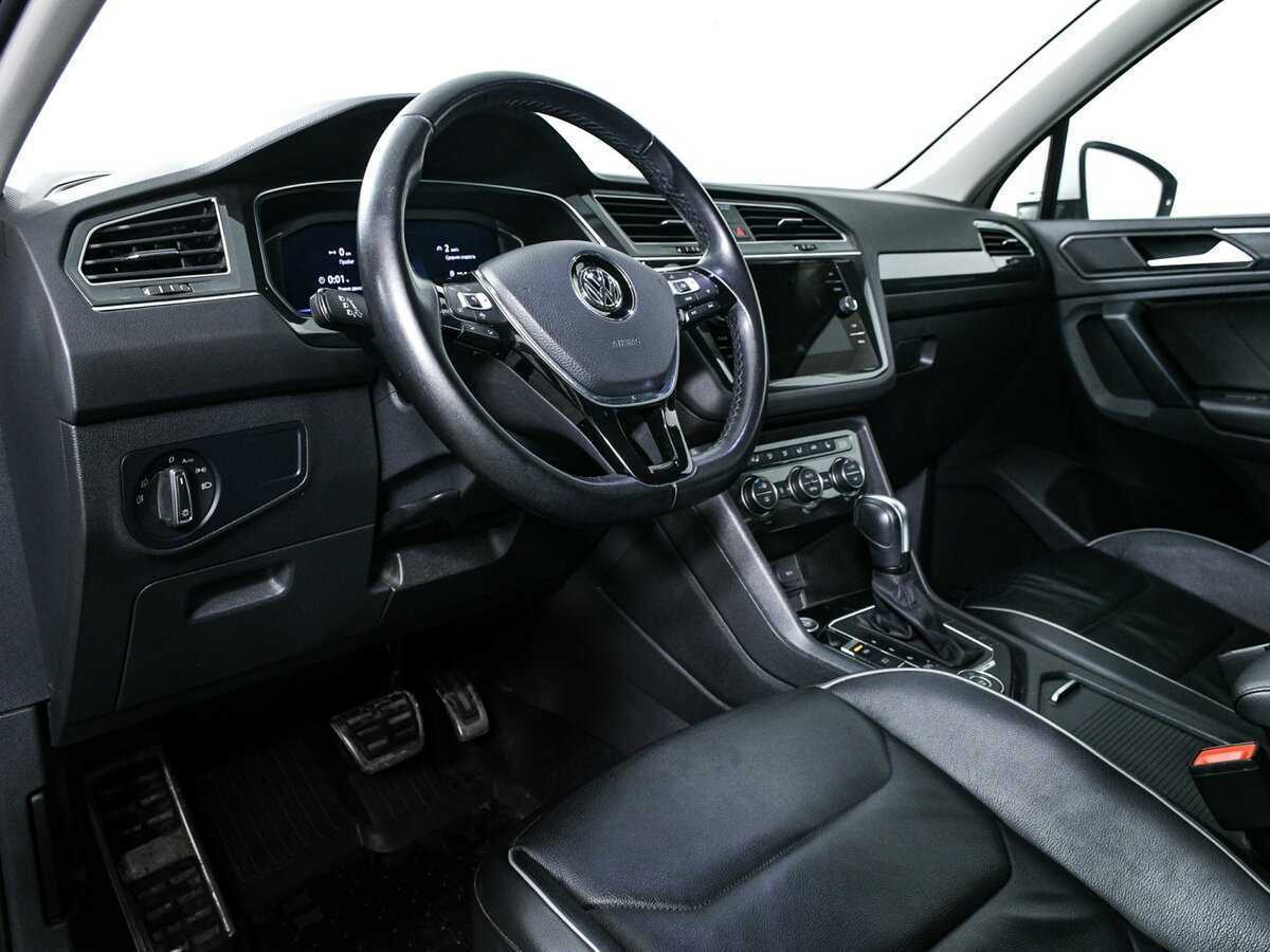 Volkswagen Tiguan, 2020 Фото №13