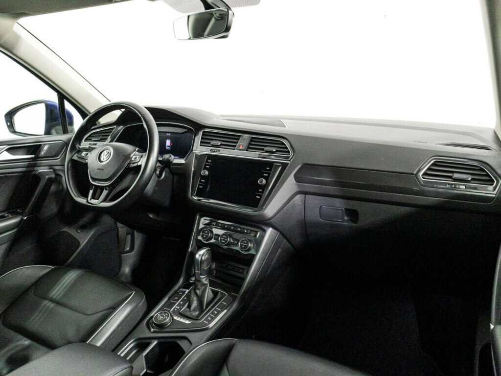 Volkswagen Tiguan, 2018 Фото №9