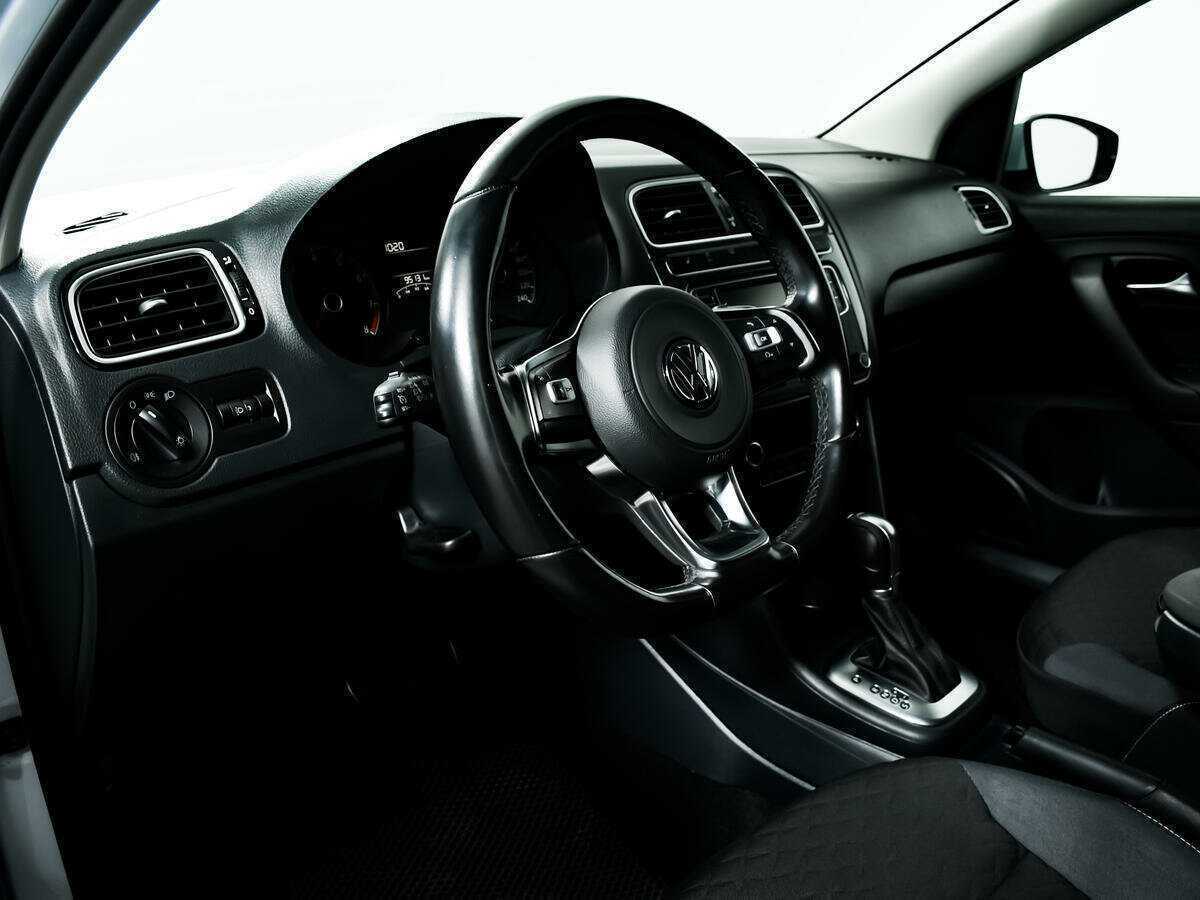 Volkswagen Polo, 2018 Фото №13