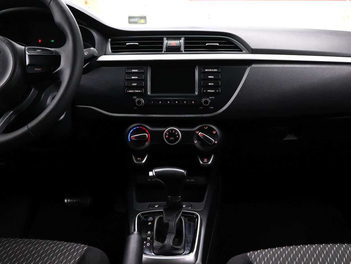 Kia Rio, 2017 Фото №21