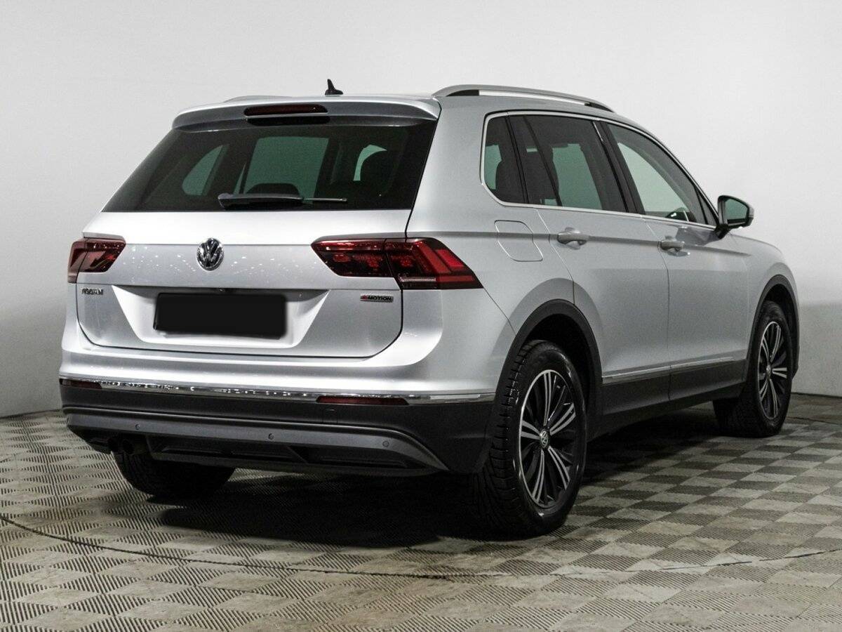 Volkswagen Tiguan, 2018 Фото №5