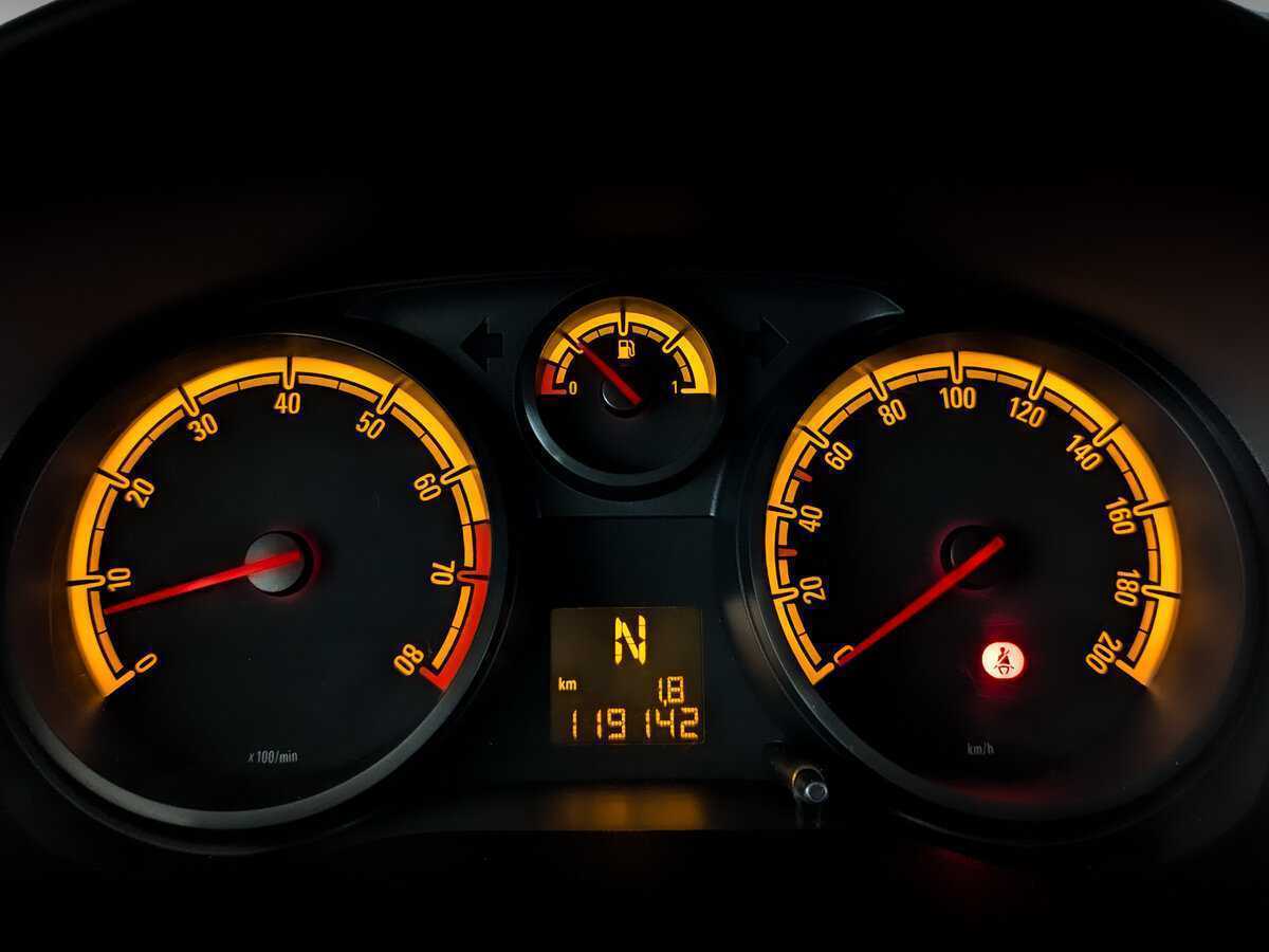 Opel Corsa, 2013 Фото №13