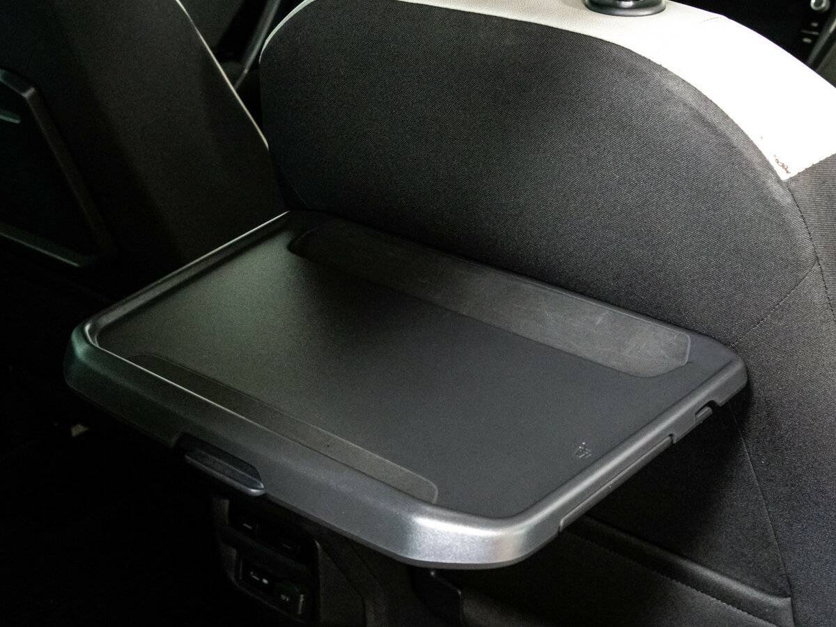 Volkswagen Tiguan, 2019 Фото №14