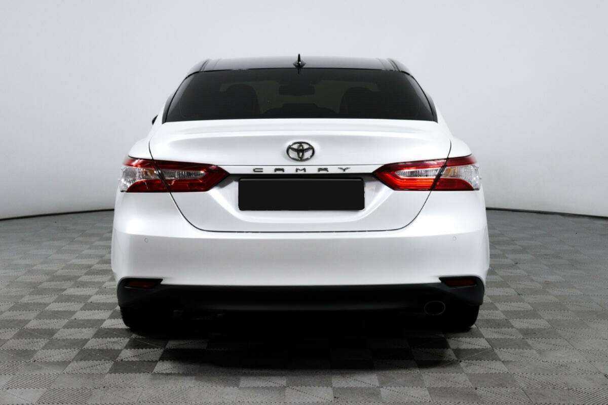Toyota Camry, 2020 Фото №6