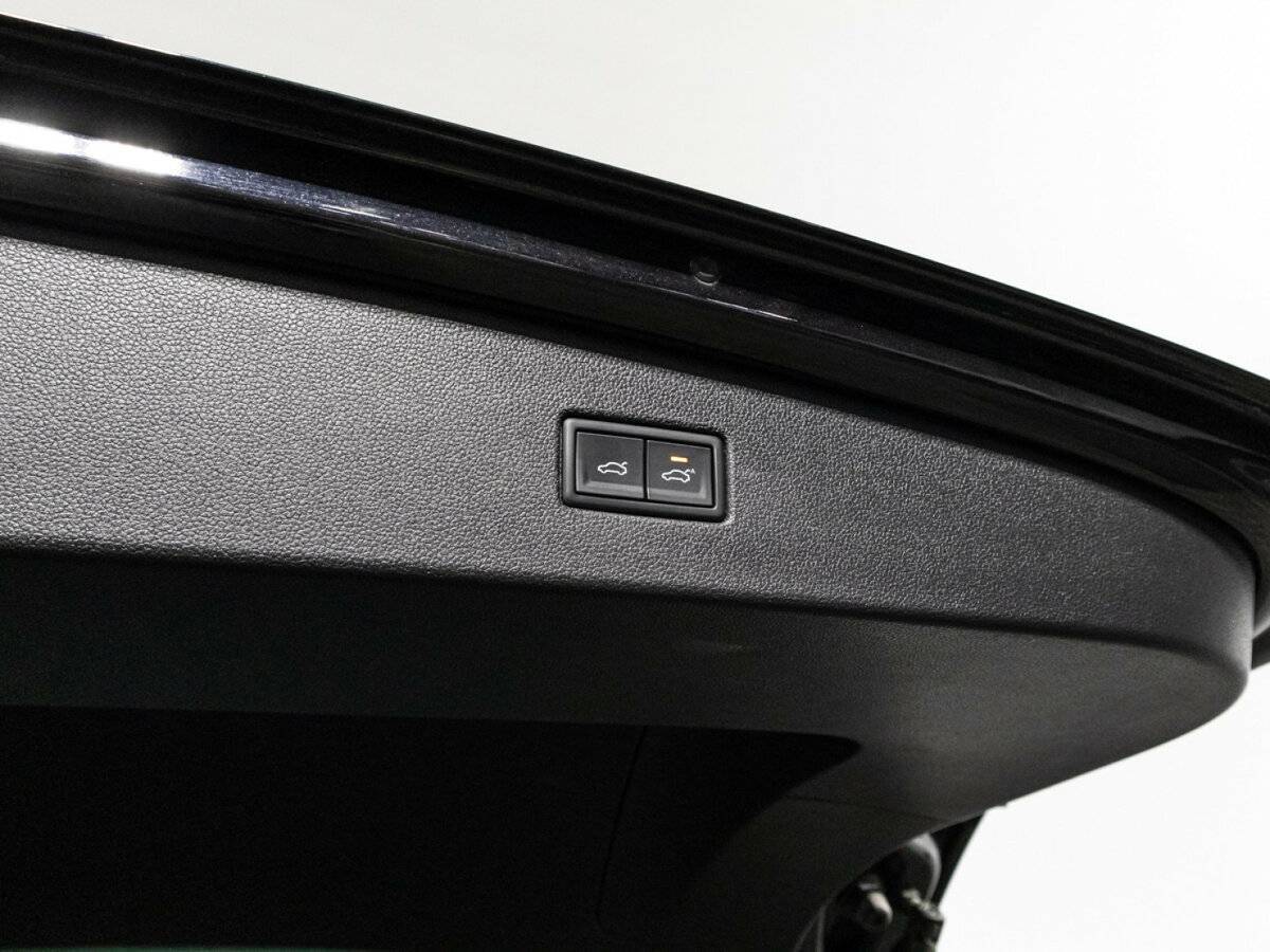 Volkswagen Tiguan, 2022 Фото №16