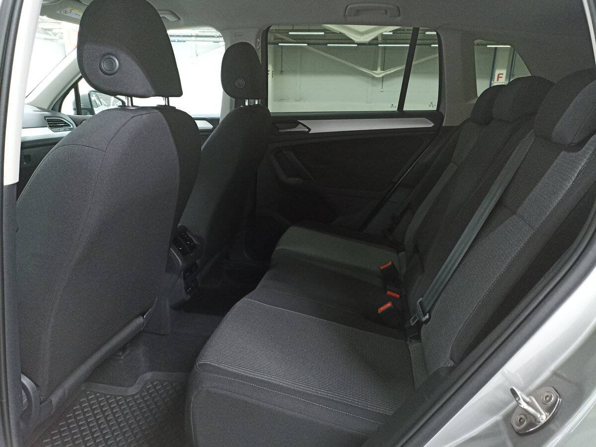 Volkswagen Tiguan, 2021 Фото №12