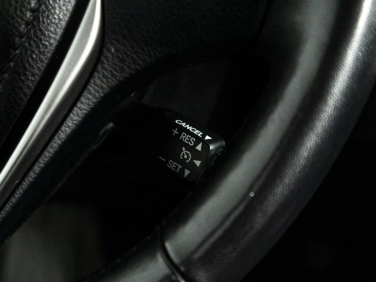 Toyota RAV4, 2018 Фото №25