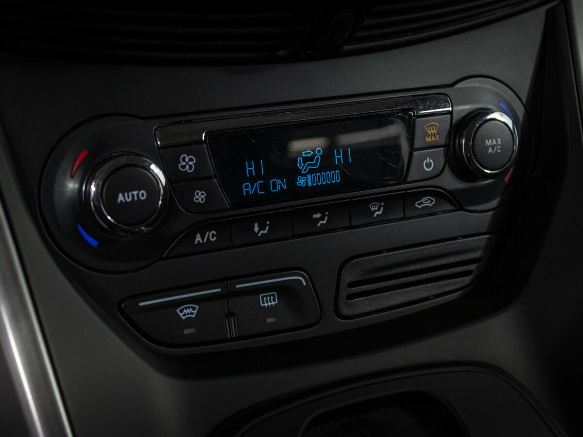 Ford Kuga II, 2015 Фото №13