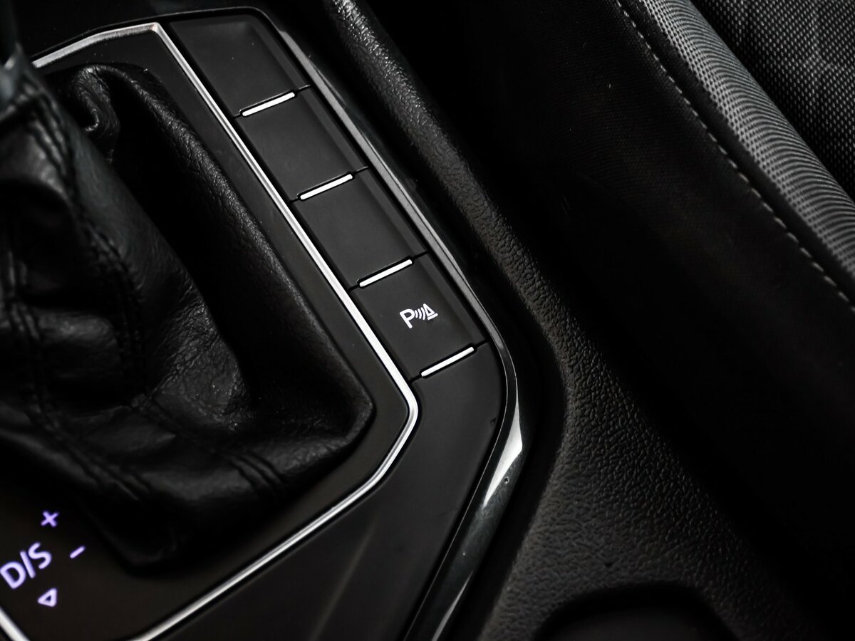 Volkswagen Tiguan II, 2017 Фото №13