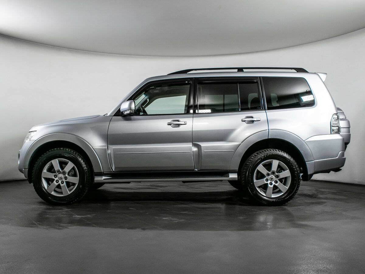 Mitsubishi Pajero IV Рестайлинг 1, 2012 Фото №8