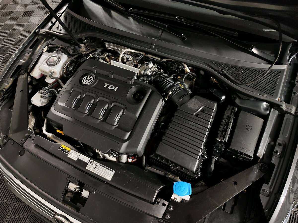 Volkswagen Passat Alltrack, 2019 Фото №8