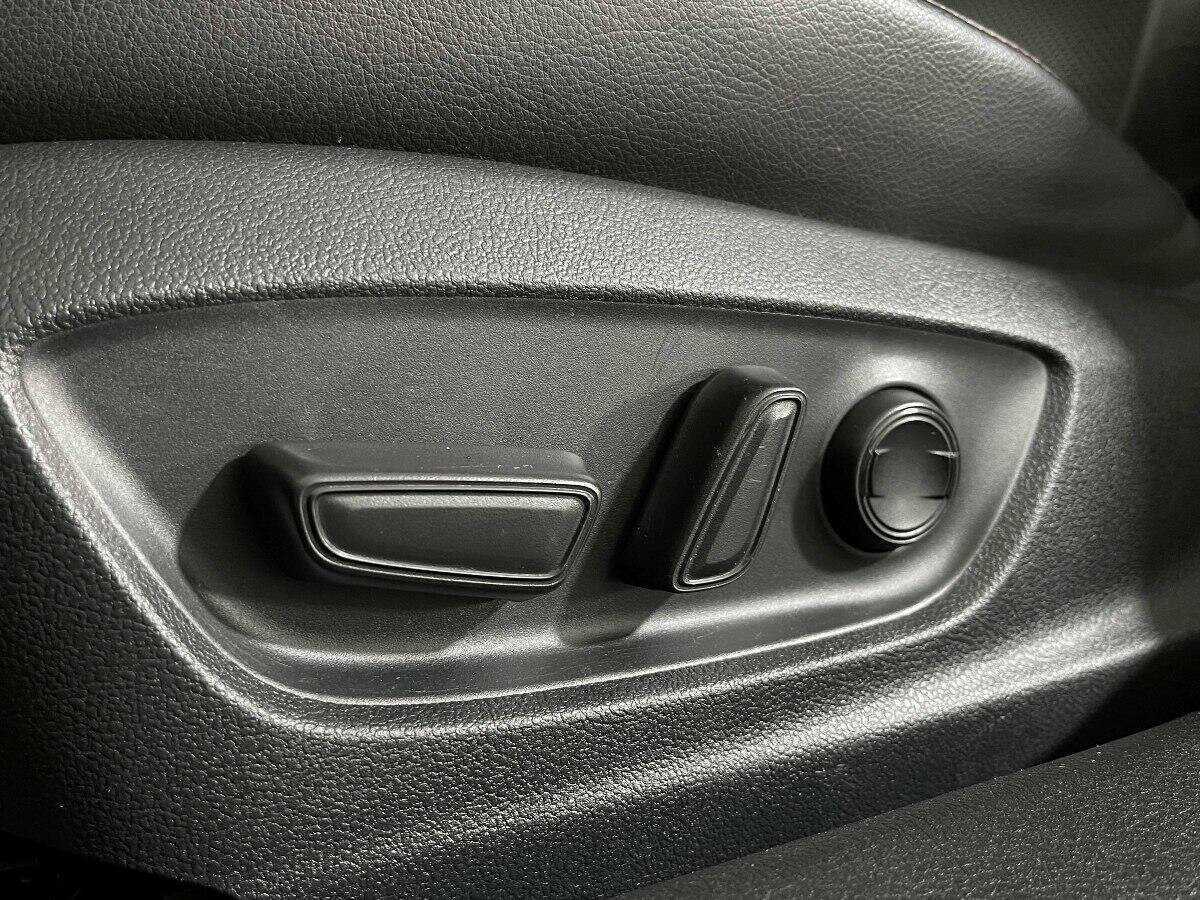 Toyota Camry, 2019 Фото №13