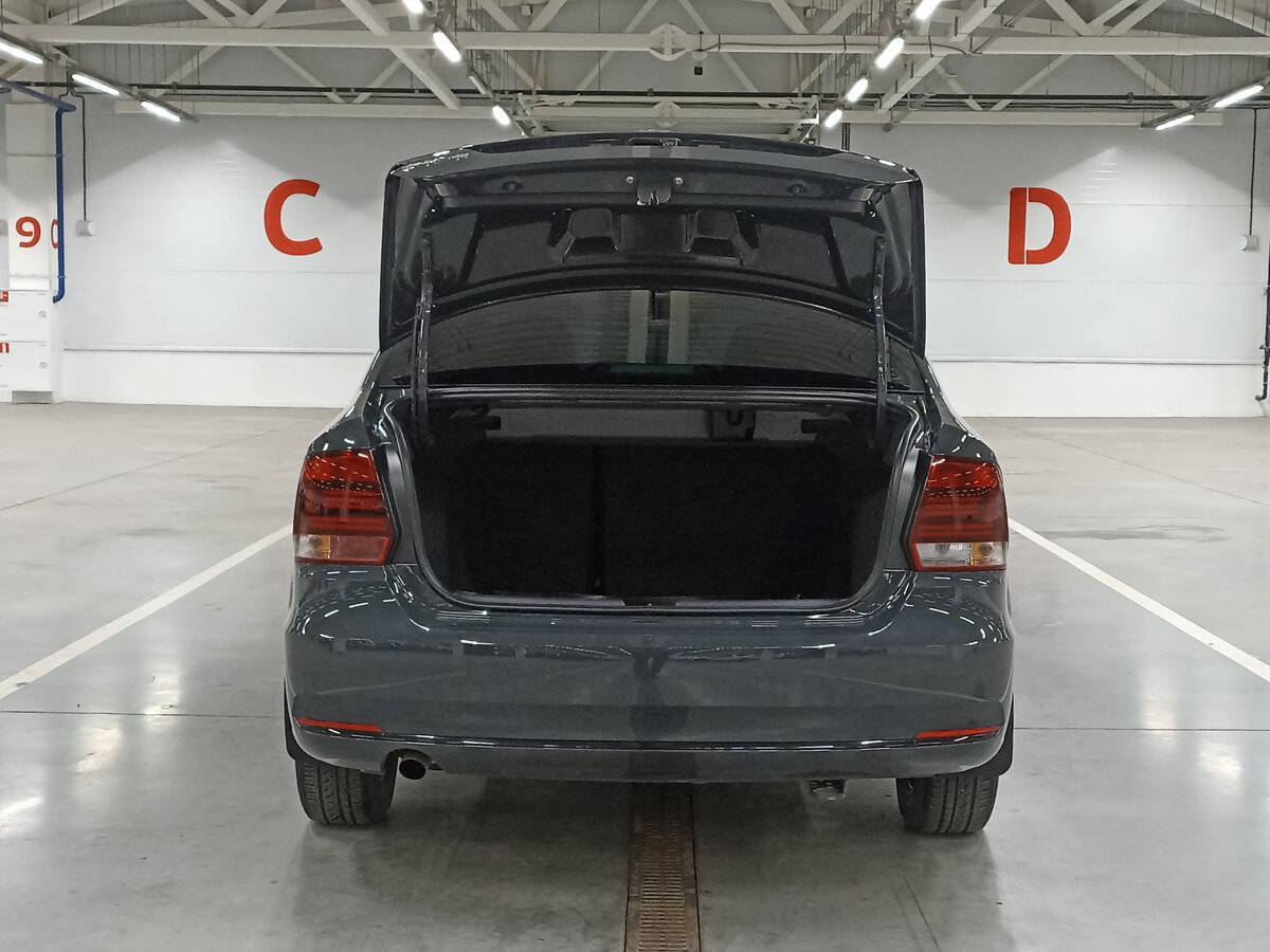 Volkswagen Polo, 2018 Фото №10