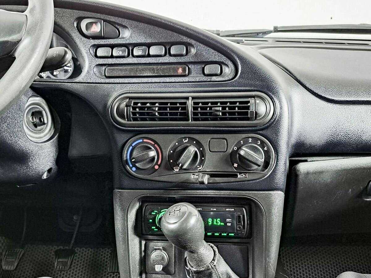 Chevrolet Niva, 2017 Фото №13