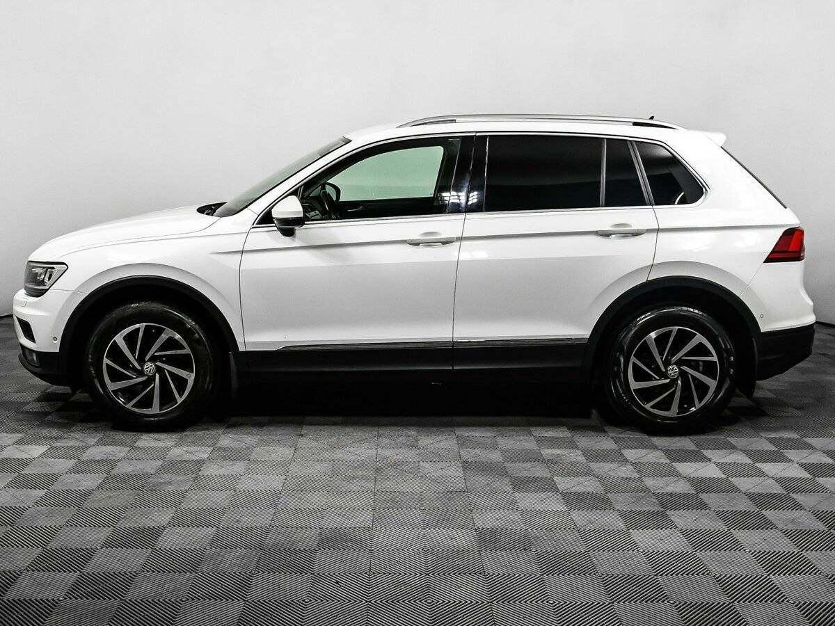 Volkswagen Tiguan, 2018 Фото №8
