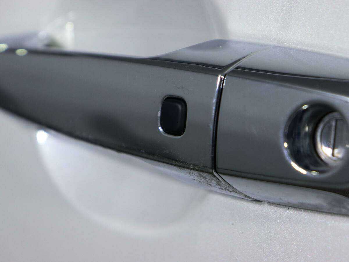 Mitsubishi Pajero Sport, 2018 Фото №17