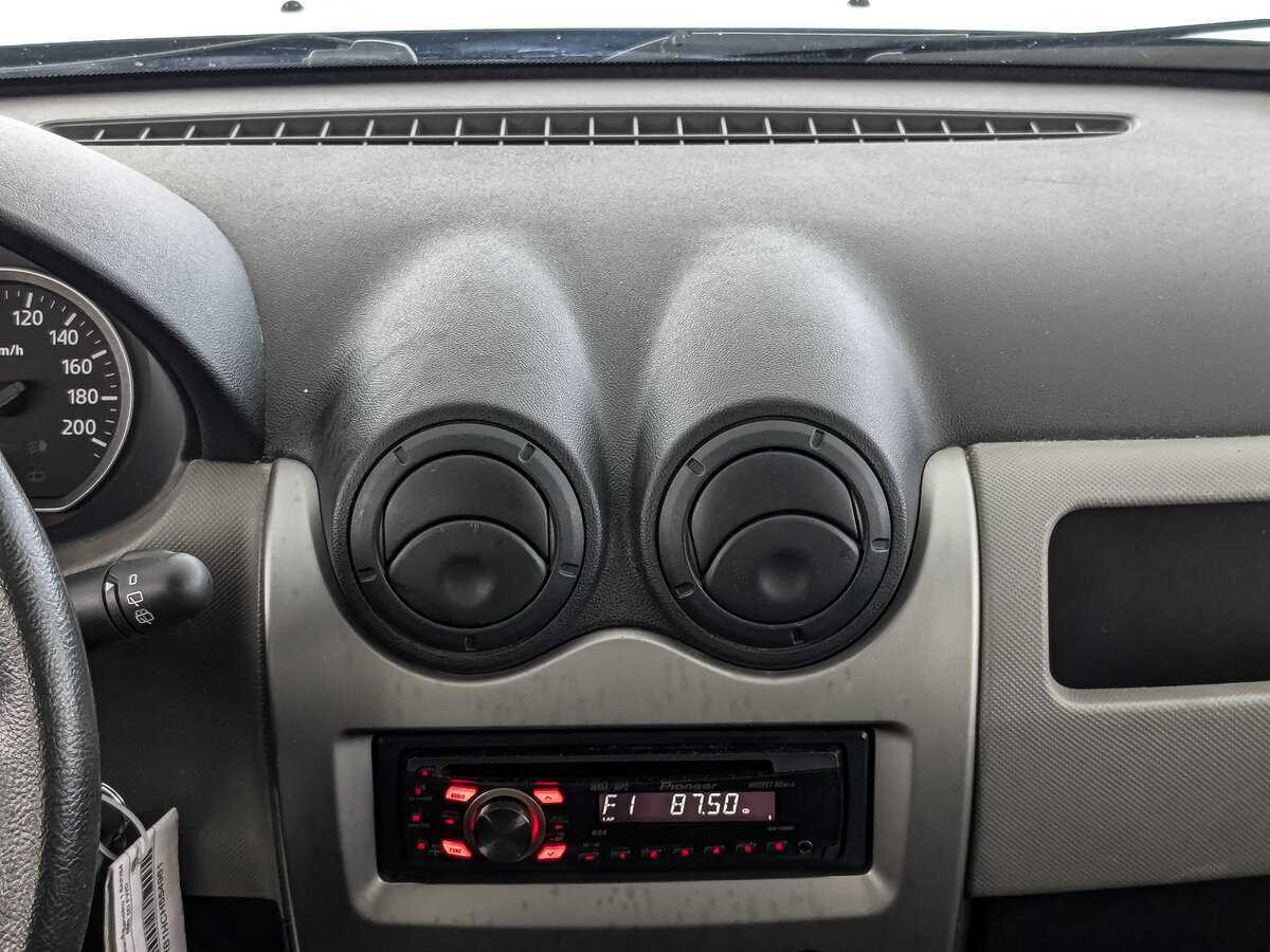 Renault Sandero, 2012 Фото №13