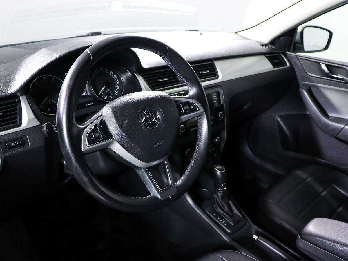 Skoda Rapid, 2016 Фото №13