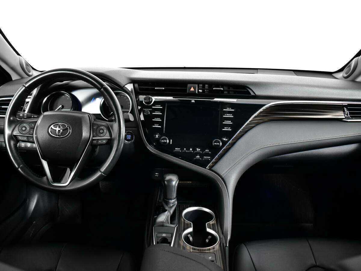Toyota Camry, 2020 Фото №12