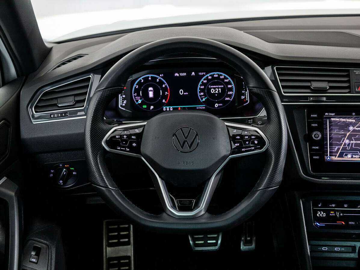 Volkswagen Tiguan, 2021 Фото №21