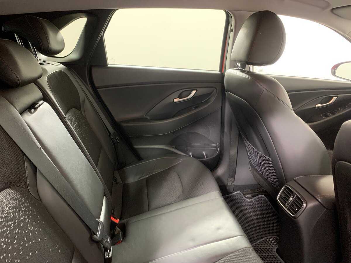 Hyundai i30, 2017 Фото №18