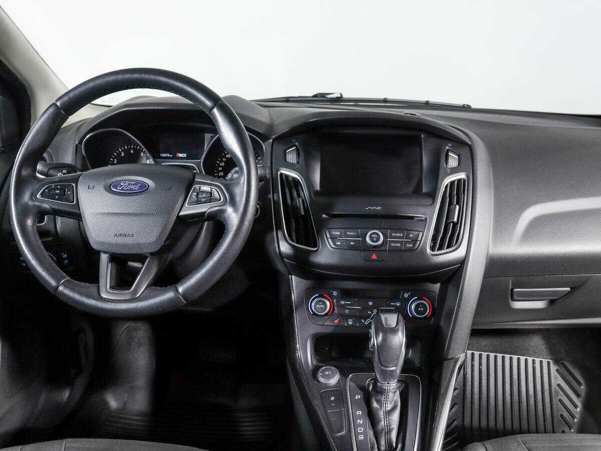 Ford Focus, 2018 Фото №12