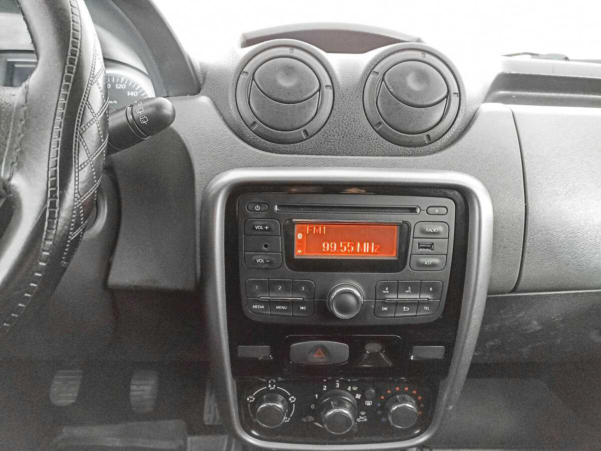 Renault Duster, 2012 Фото №13