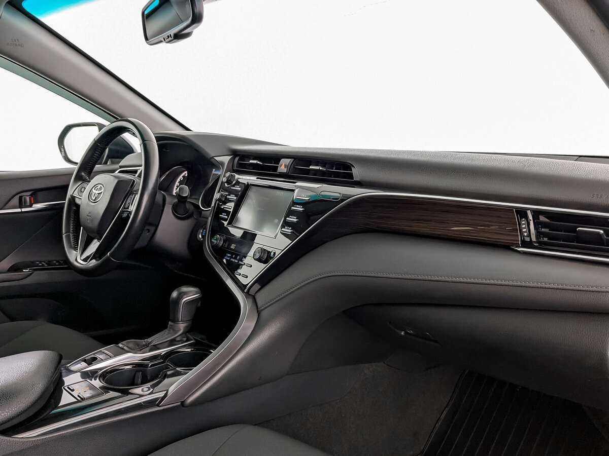 Toyota Camry, 2020 Фото №9