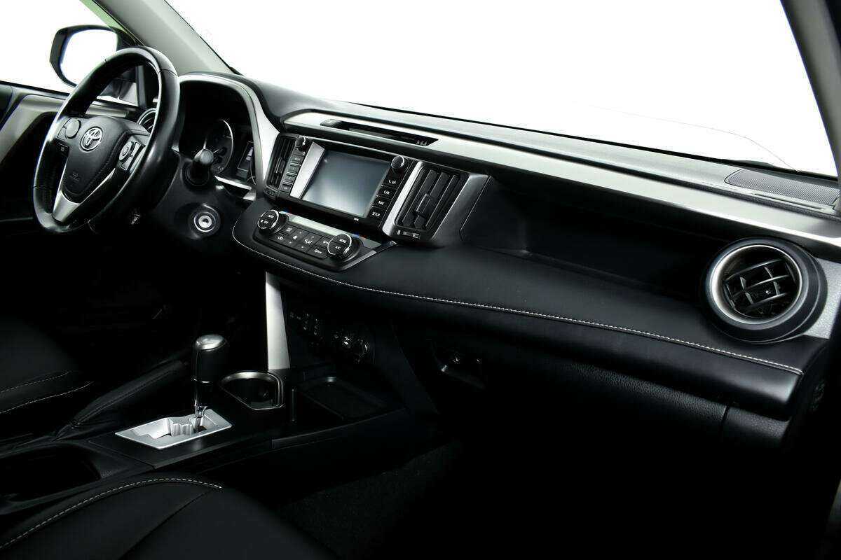 Toyota RAV4, 2018 Фото №9