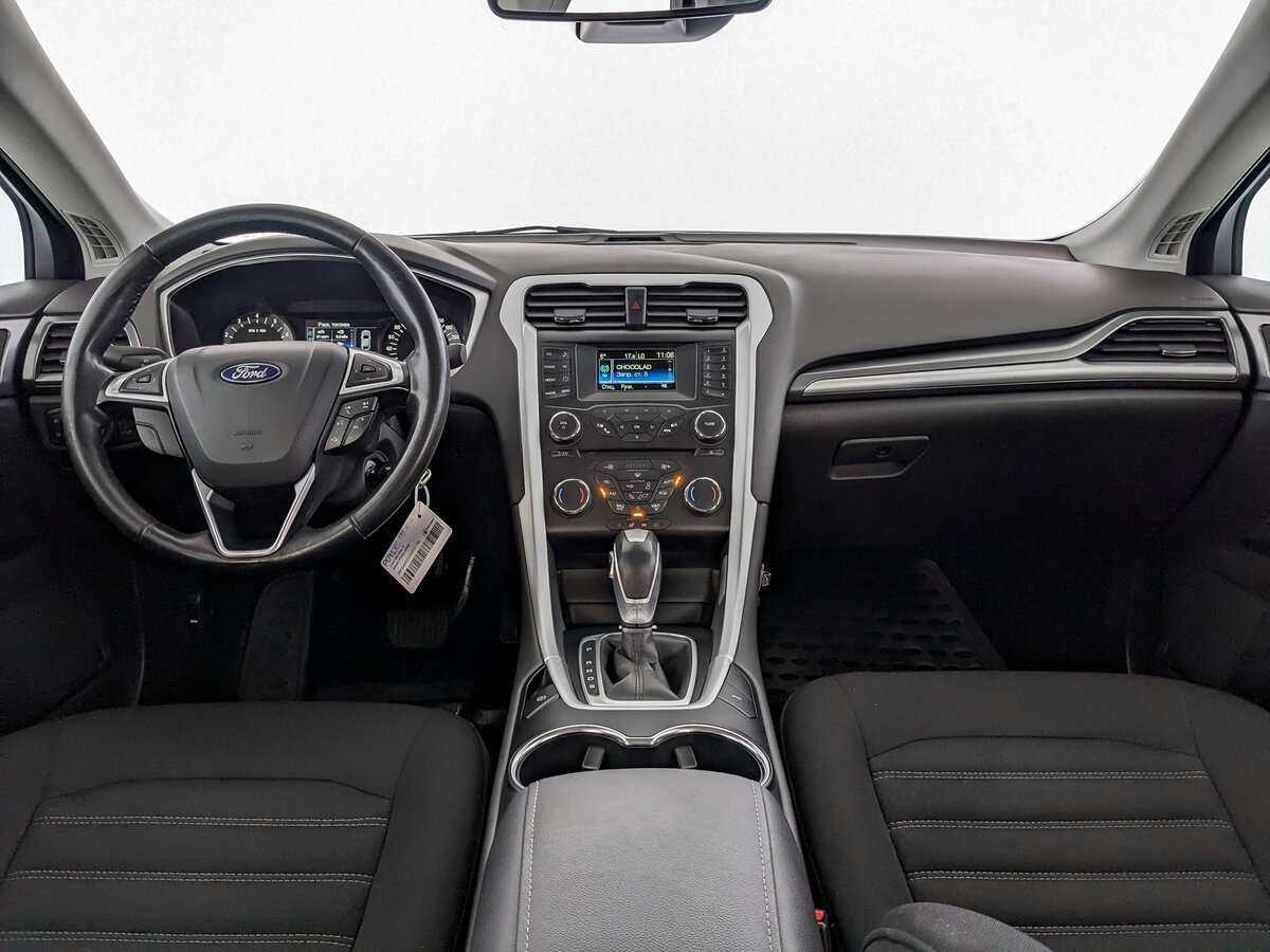 Ford Mondeo, 2017 Фото №12