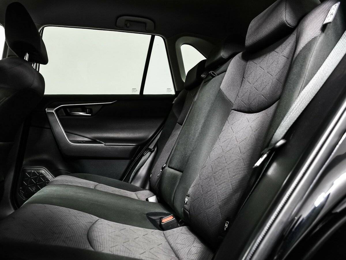 Toyota RAV4, 2020 Фото №12