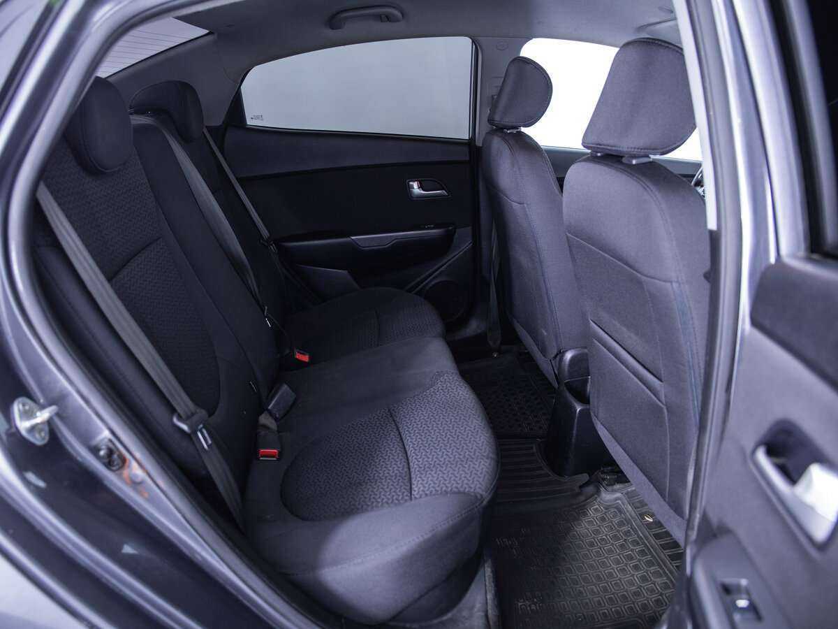 Kia Rio, 2017 Фото №9