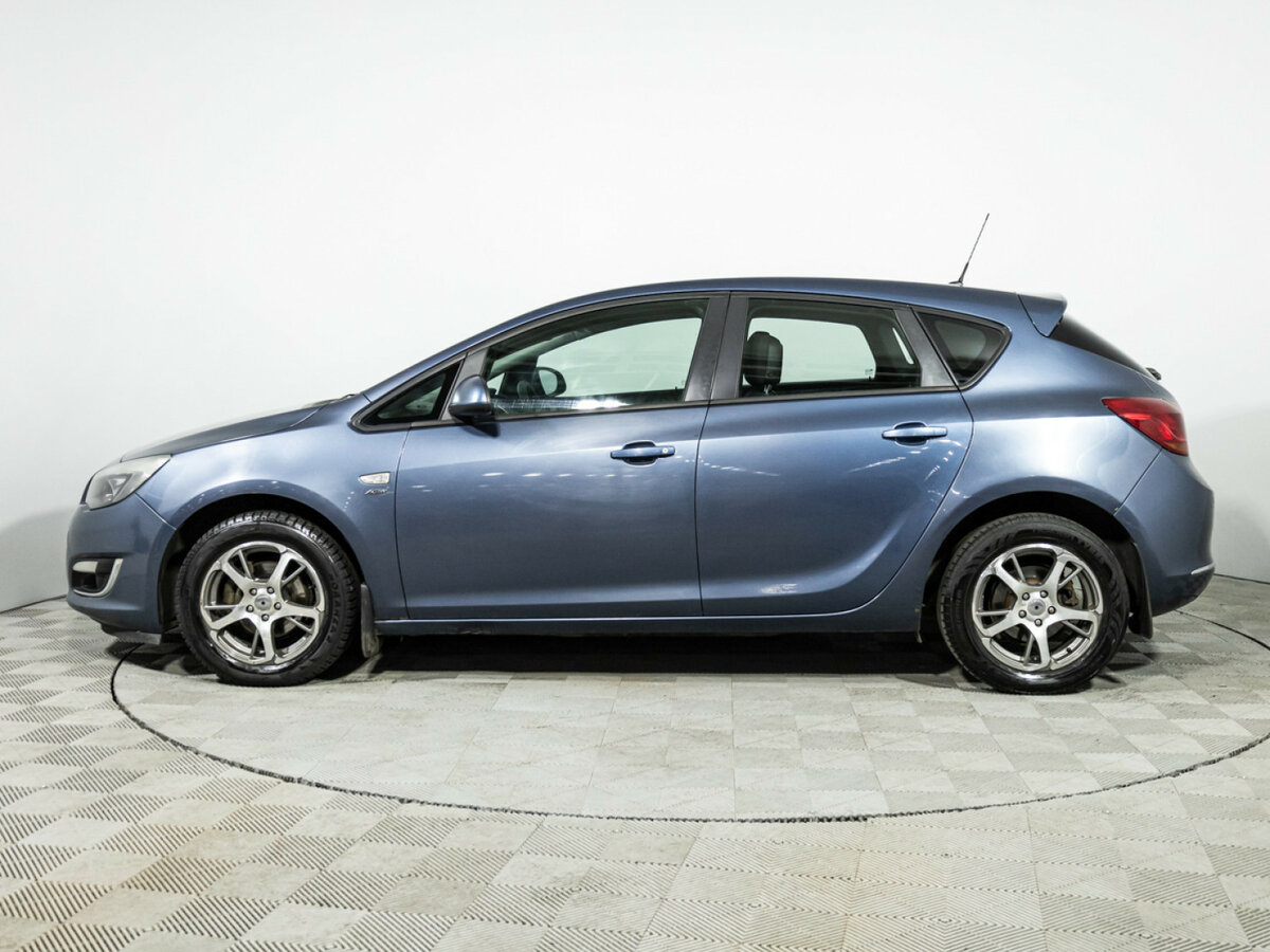 Opel Astra J Рестайлинг, 2013 Фото №8
