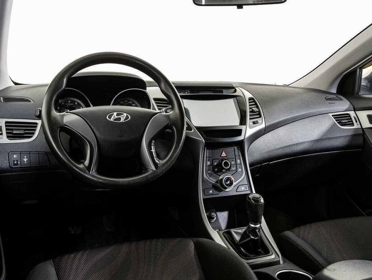 Hyundai Elantra, 2015 Фото №11