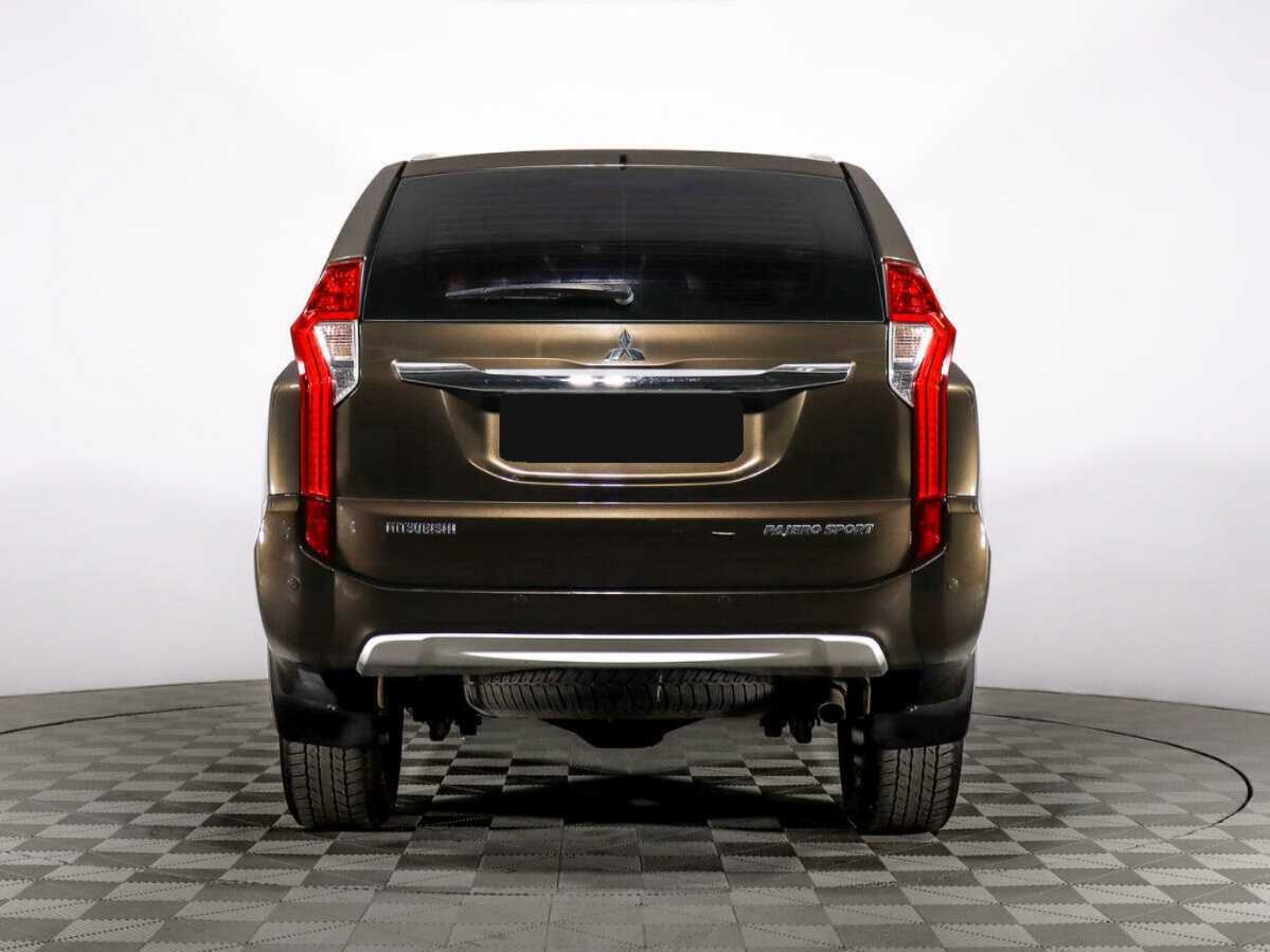 Mitsubishi Pajero Sport, 2017 Фото №6