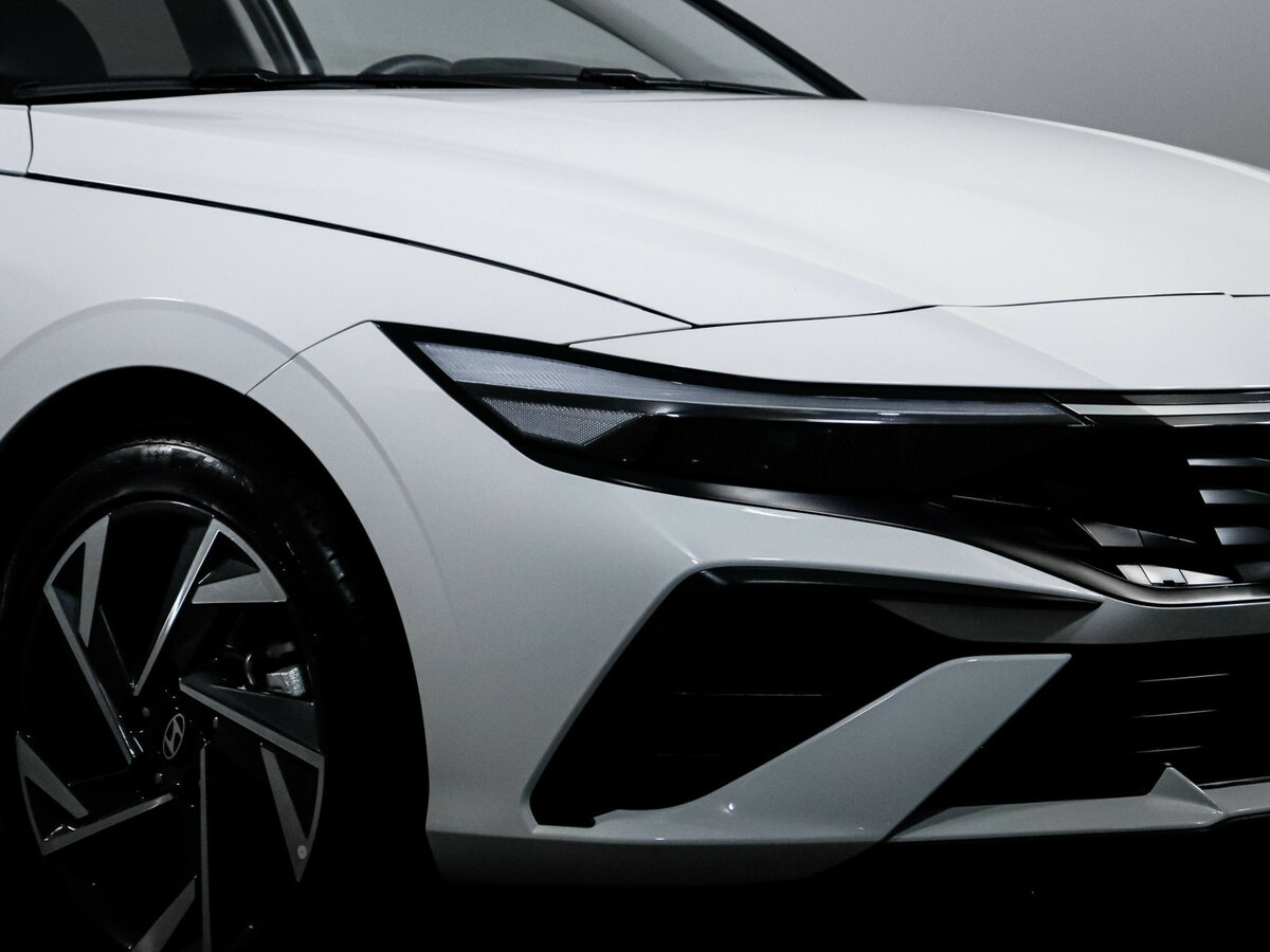 Hyundai Elantra VII (CN7) Рестайлинг, 2024 Фото №13