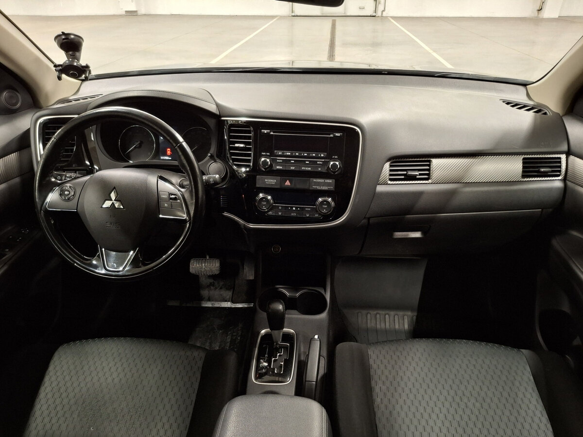 Mitsubishi Outlander III Рестайлинг 2, 2015 Фото №13