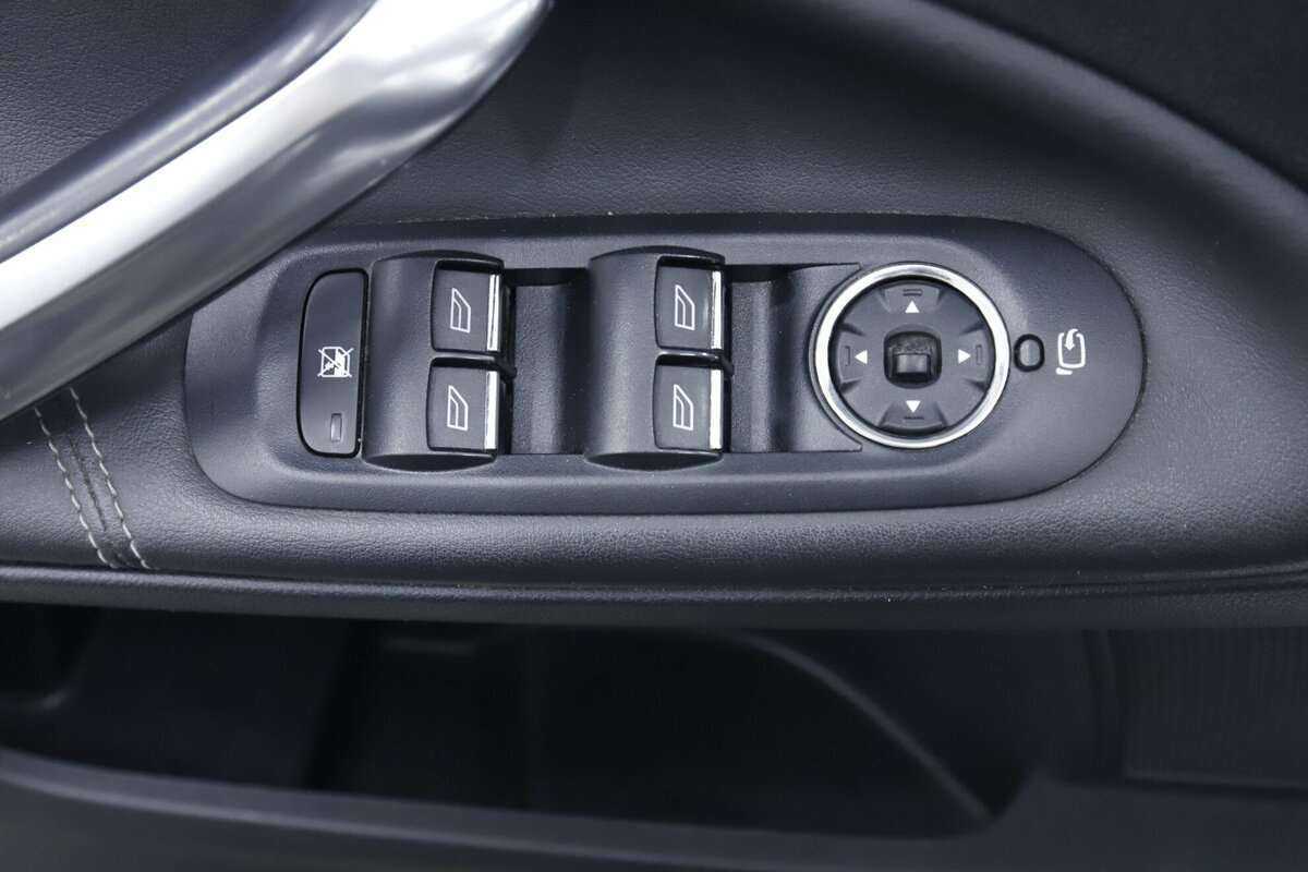 Ford Mondeo, 2013 Фото №8