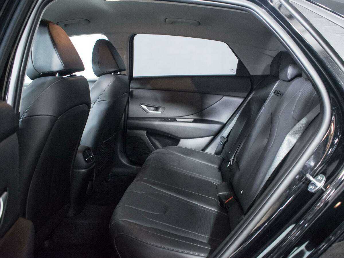 Hyundai Elantra, 2023 Фото №10