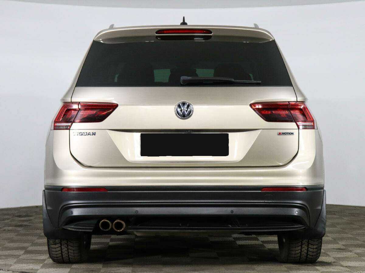 Volkswagen Tiguan, 2018 Фото №6