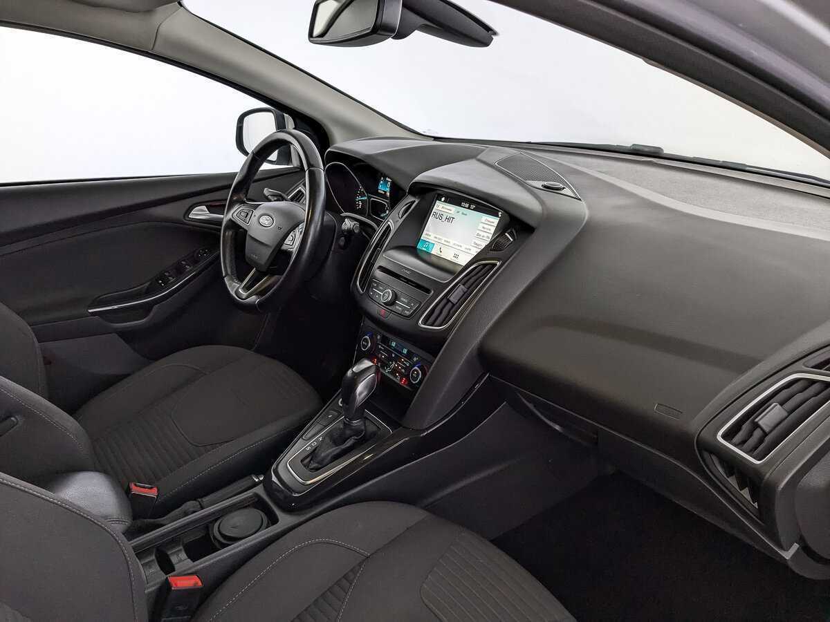 Ford Focus, 2017 Фото №13
