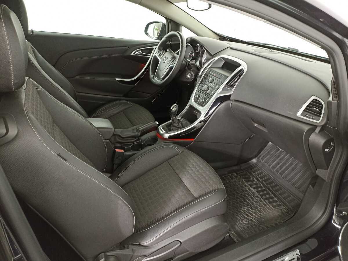 Opel Astra GTC, 2013 Фото №9