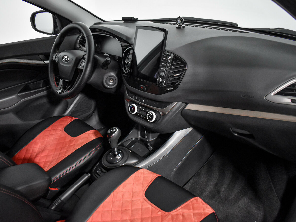 Lada (ВАЗ) Vesta SW I, 2018 Фото №13