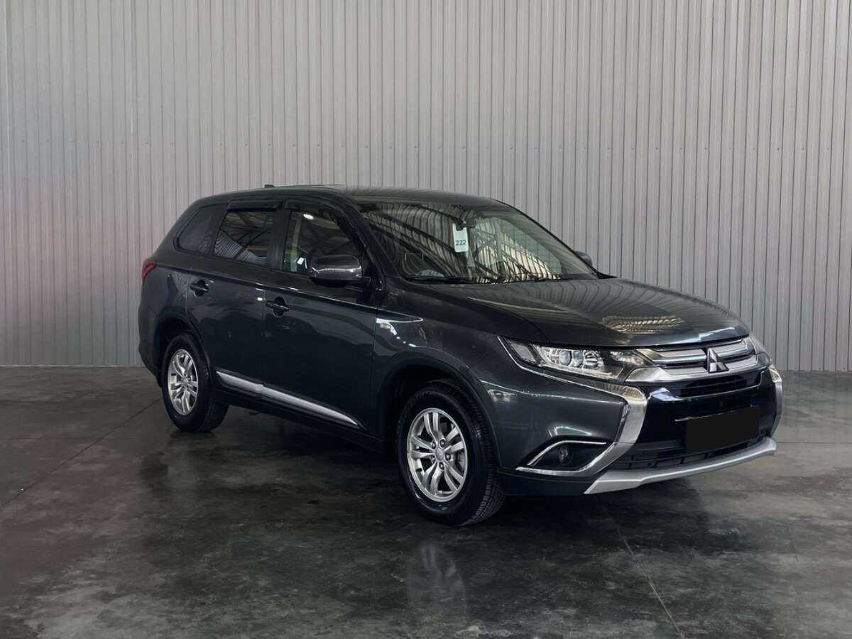 Mitsubishi Outlander, 2018 Фото №3